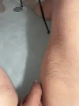 Snapshot of SpectredeZeus chatting on April 4, 4:59 pm SpectredeZeus online show from April 4, 4:59 pm