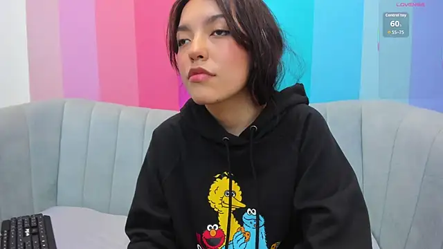 Snapshot of Elliecute chatting on September 24, 2:20 pm Elliecute online show from September 24, 2:20 pm