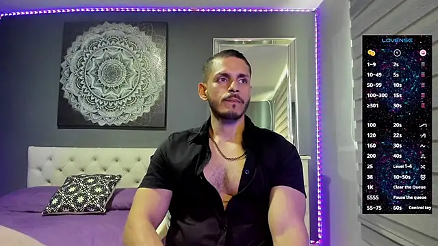 Snapshot of TianZilac chatting on October 7, 6:27 pm TianZilac online show from October 7, 6:27 pm