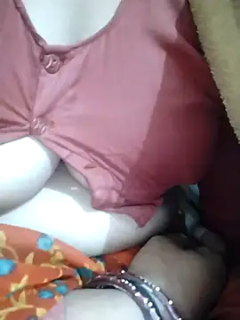 Snapshot of Nehaja33e chatting on November 26, 3:24 pm Nehaja33e online show from November 26, 3:24 pm