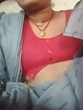 Snapshot of Nehaja33e chatting on July 8, 6:51 am Nehaja33e online show from July 8, 6:51 am