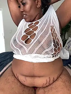 Snapshot of fatpussydallx chatting on April 9, 1:27 pm fatpussydallx online show from April 9, 1:27 pm