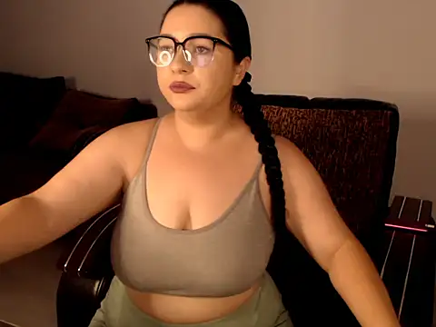 Snapshot of SpecialMonique chatting on September 9, 9:14 pm SpecialMonique online show from September 9, 9:14 pm