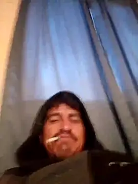Snapshot of Arce92 chatting on June 22, 1:08 pm Arce92 online show from June 22, 1:08 pm