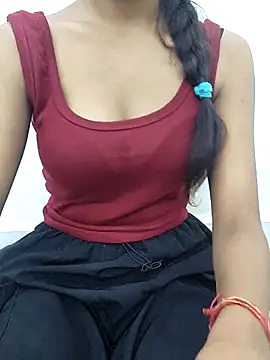 cute parii  online show from September 12, 9:59 pm