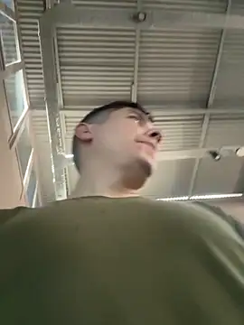 Snapshot of 9999Alez chatting on October 21, 7:47 pm 9999Alez online show from October 21, 7:47 pm