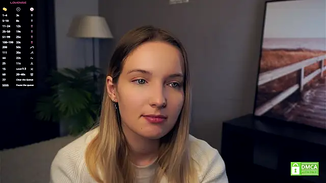 HongTomczak online show from October 16, 7:31 am