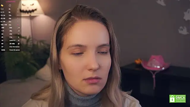 HongTomczak online show from November 8, 9:20 am