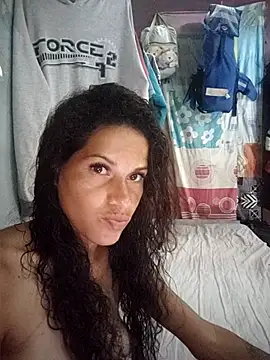 Snapshot of Lagataymoreno chatting on October 6, 7:00 pm Lagataymoreno online show from October 6, 7:00 pm