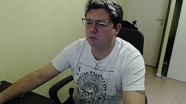 blueandwhite1 online show from January 5, 5:41 pm