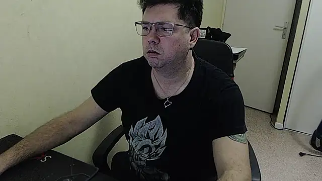 blueandwhite1 online show from January 28, 5:35 pm