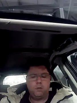 blueandwhite1 online show from January 29, 7:22 pm