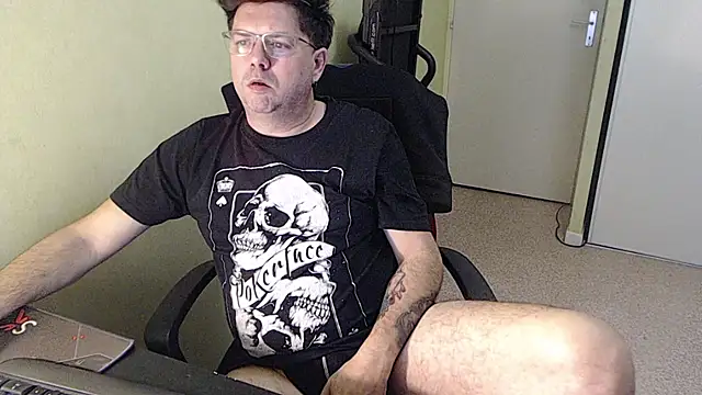 blueandwhite1 online show from February 2, 4:49 pm