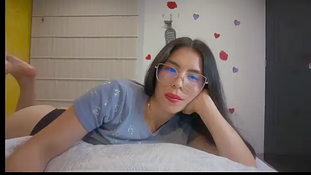 Snapshot of sasha_jonne chatting on March 2, 5:08 am sasha jonne online show from March 2, 5:08 am