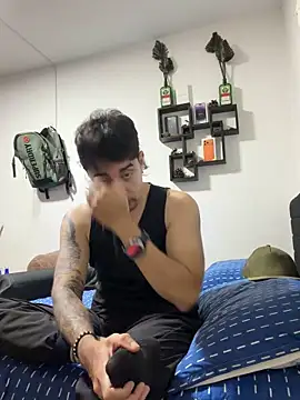 Snapshot of Jaguer2213 chatting on November 21, 1:59 am Jaguer2213 online show from November 21, 1:59 am