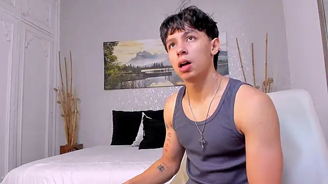 Tyler durten online show from September 28, 3:01 am