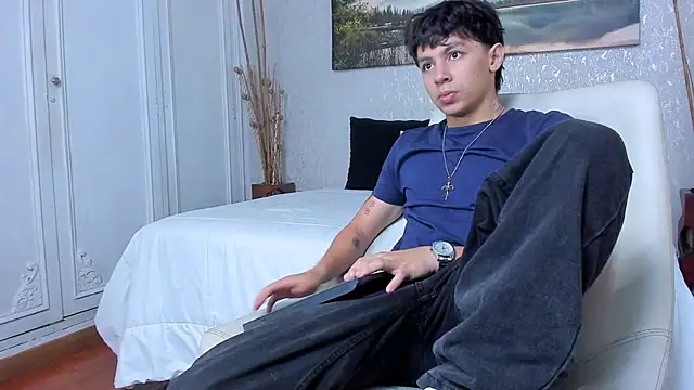 Tyler durten online show from September 29, 1:33 am