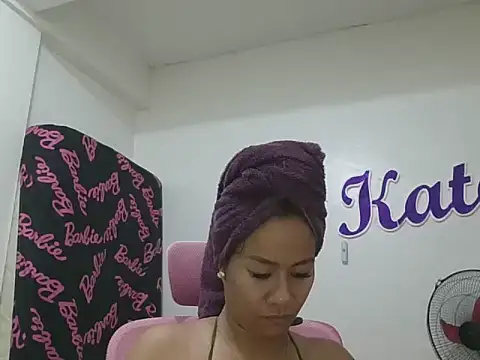 sexy licious69 online show from July 8, 6:51 am