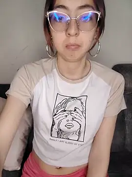 AnnieSparkle online show from September 17, 3:19 am