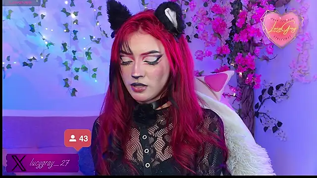 Snapshot of LucyGray chatting on April 28, 6:18 am LucyGray online show from April 28, 6:18 am
