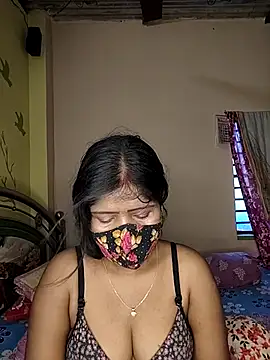 Love143A online show from April 7, 3:51 am