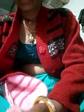 Snapshot of Maya5656 chatting on November 22, 3:11 pm Maya5656 online show from November 22, 3:11 pm