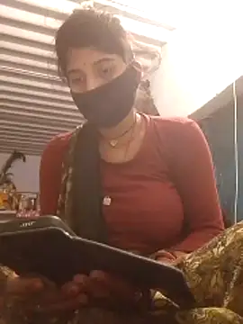 Snapshot of Maya5656 chatting on November 28, 3:58 pm Maya5656 online show from November 28, 3:58 pm