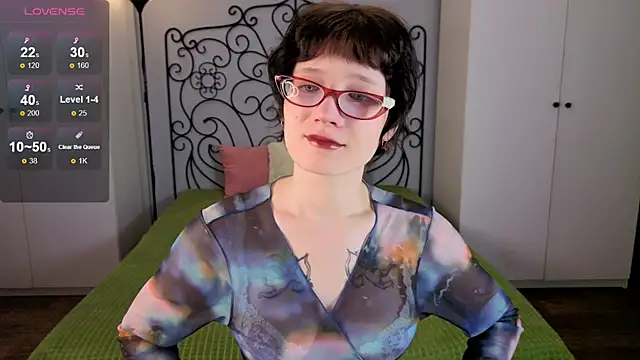 oliviafairy1 online show from October 10, 2:49 pm