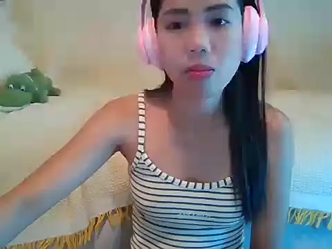 Snapshot of AnnewithanE chatting on September 12, 3:39 am AnnewithanE online show from September 12, 3:39 am