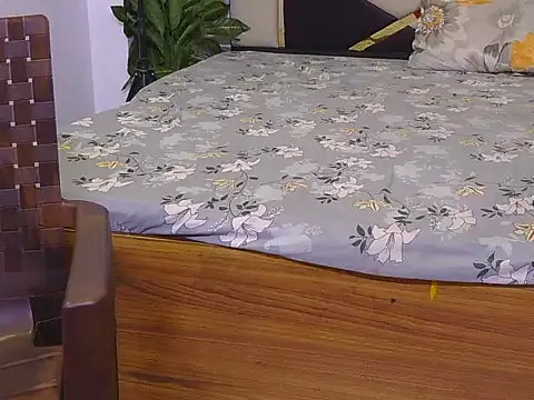 Its-ishikaa online show from September 11, 4:34 am