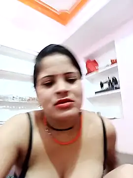 Snapshot of Sexi_savitri chatting on September 13, 10:20 pm Sexi savitri online show from September 13, 10:20 pm