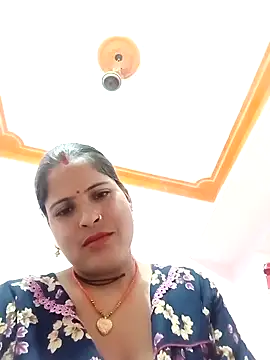 Snapshot of Sexi_savitri chatting on October 14, 2:29 pm Sexi savitri online show from October 14, 2:29 pm