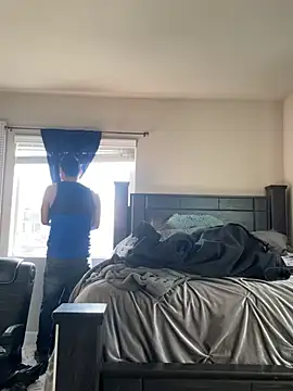 B3toBaby online show from February 25, 5:55 pm