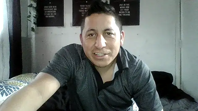 B3toBaby online show from March 25, 8:04 pm