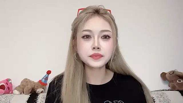 Snapshot of XingKongCOCO-107 chatting on October 17, 11:02 am XingKongCOCO-107 online show from October 17, 11:02 am