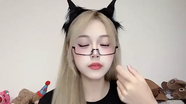 Snapshot of XingKongCOCO-107 chatting on October 22, 11:32 am XingKongCOCO-107 online show from October 22, 11:32 am