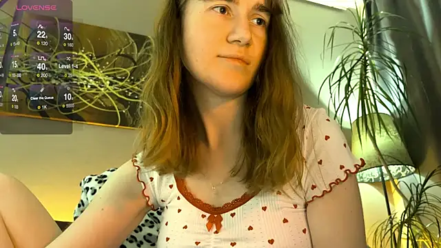 velina   online show from December 4, 3:10 pm