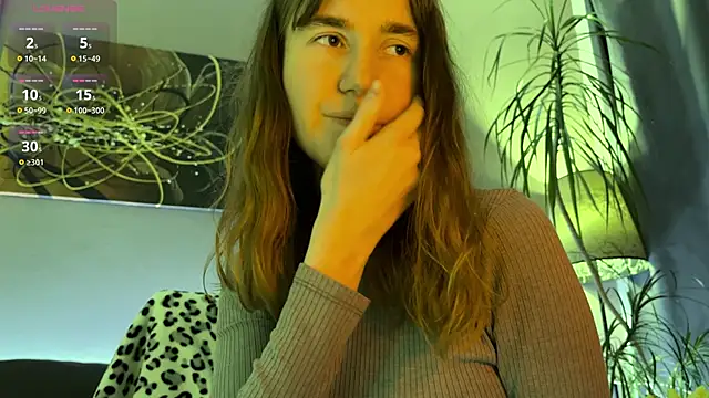 velina   online show from December 19, 6:15 pm