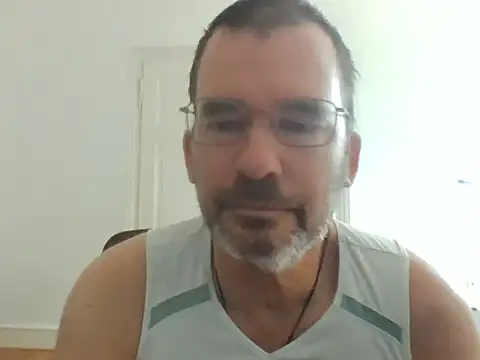Snapshot of stallionrider88 chatting on July 4, 12:11 pm stallionrider88 online show from July 4, 12:11 pm