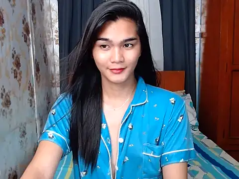 Snapshot of lady_in_moon chatting on October 22, 7:52 am lady in moon online show from October 22, 7:52 am