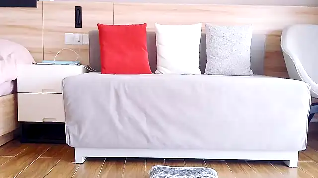 Snapshot of Tianxin6 chatting on September 30, 12:15 am Tianxin6 online show from September 30, 12:15 am