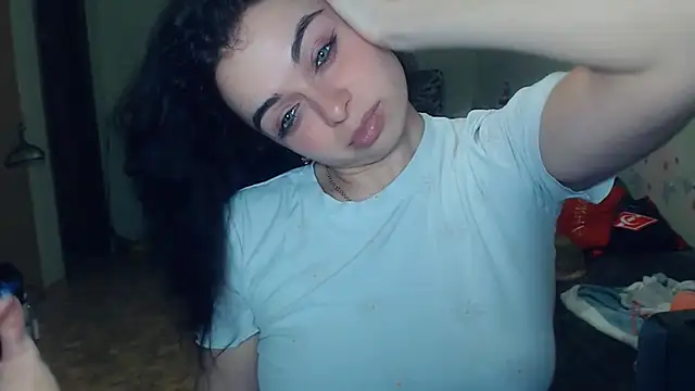 Snapshot of Melanie_Lee chatting on February 17, 4:46 pm Melanie Lee online show from February 17, 4:46 pm