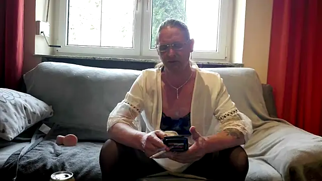 Cleohot1977 online show from February 13, 1:29 pm