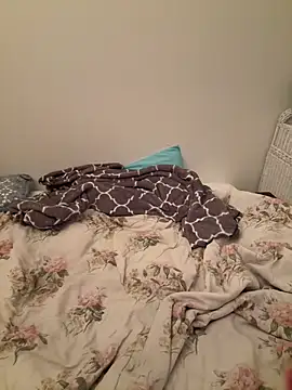 xoxokayy18 online show from September 24, 5:33 am