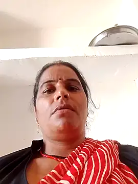 Snapshot of Suhani_hot12 chatting on September 22, 7:32 am Suhani hot12 online show from September 22, 7:32 am