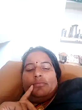 Snapshot of Suhani_hot12 chatting on December 17, 6:52 am Suhani hot12 online show from December 17, 6:52 am