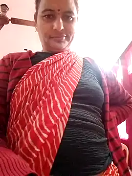 Snapshot of Suhani_hot12 chatting on December 20, 3:35 am Suhani hot12 online show from December 20, 3:35 am