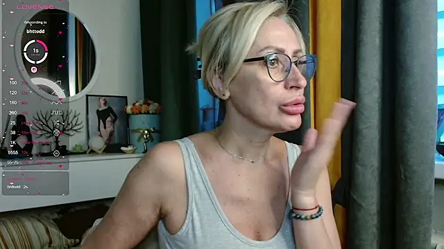 Snapshot of PamellaMurphy chatting on June 30, 12:00 am PamellaMurphy online show from June 30, 12:00 am