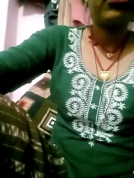 Snapshot of Hot-yuo84 chatting on October 5, 5:33 pm Hot-yuo84 online show from October 5, 5:33 pm