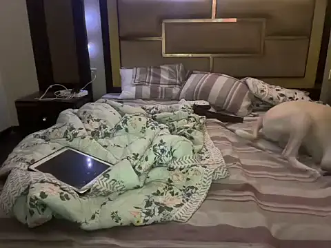 LustyDuoSecrets online show from March 31, 7:42 am